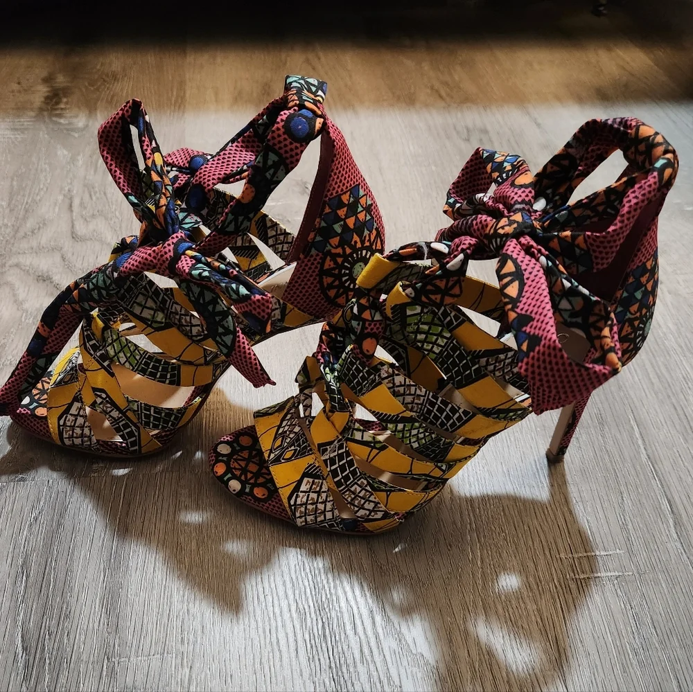 Gianni Bini, the Abrianna Lace-Up Sandals - Picture 3 of 6